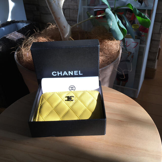 CHANEL(シャネル)のCHANELノベルティコインケース レディースのファッション小物(コインケース)の商品写真