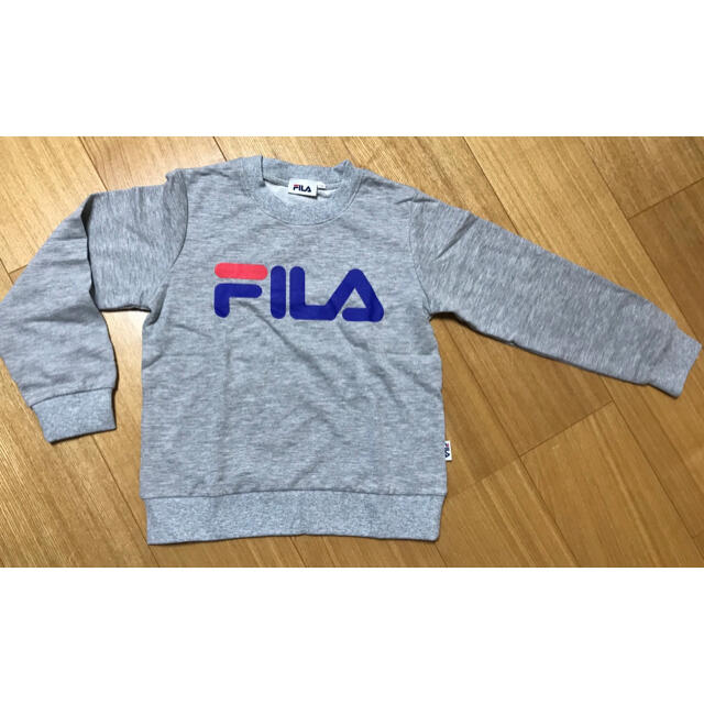 FILA(フィラ)の新品　FILA トレーナー 130cm キッズ/ベビー/マタニティのキッズ服男の子用(90cm~)(Tシャツ/カットソー)の商品写真
