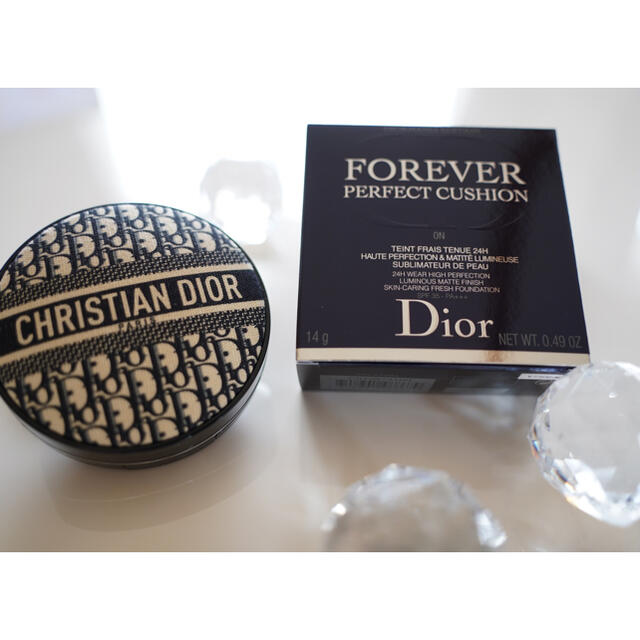 新品未使用Dior ディオールスキン フォーエヴァー クッション