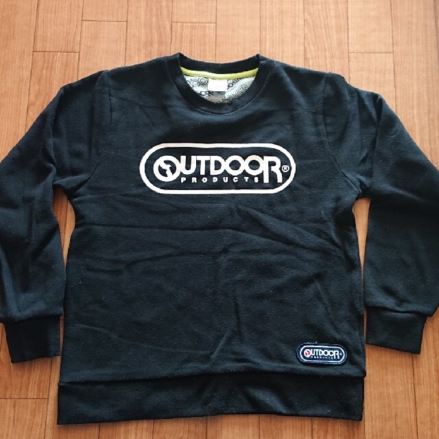 OUTDOOR(アウトドア)の専用 アウトドア OUTDOOR トレーナー キッズ/ベビー/マタニティのキッズ服男の子用(90cm~)(Tシャツ/カットソー)の商品写真