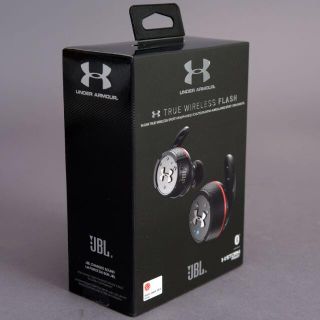 アンダーアーマー(UNDER ARMOUR)の超美品♡アンダーアーマー ワイヤレスイヤホン JBL×UNDER ARMOUR(ヘッドフォン/イヤフォン)