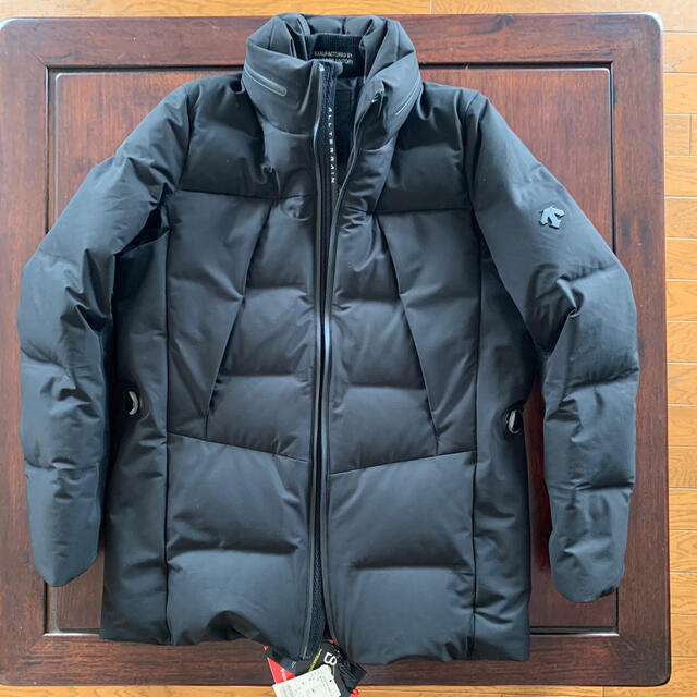 新品本物】 DESCENTE - 「マウンテニア」 【新品・未使用品です