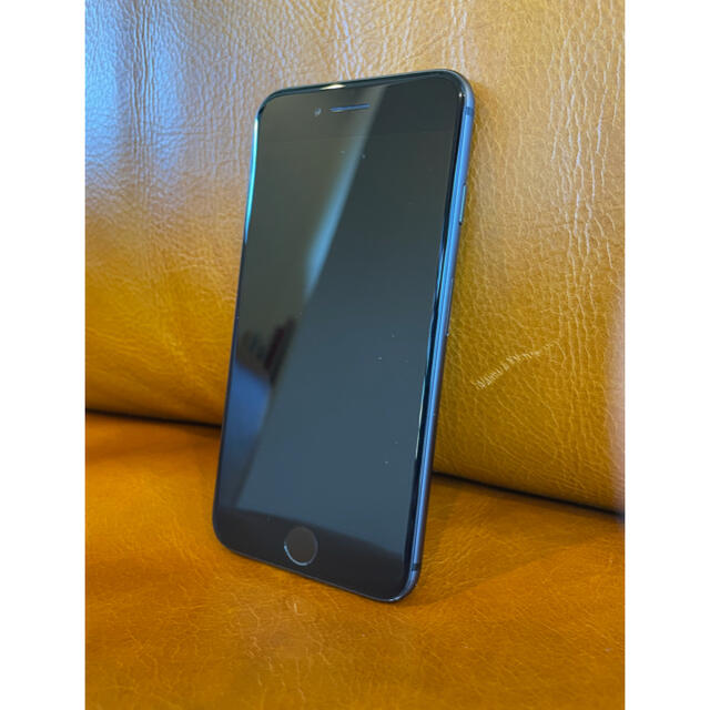 Softbank(ソフトバンク)のiPhone8 スペースグレイ　64G 美品 スマホ/家電/カメラのスマートフォン/携帯電話(スマートフォン本体)の商品写真