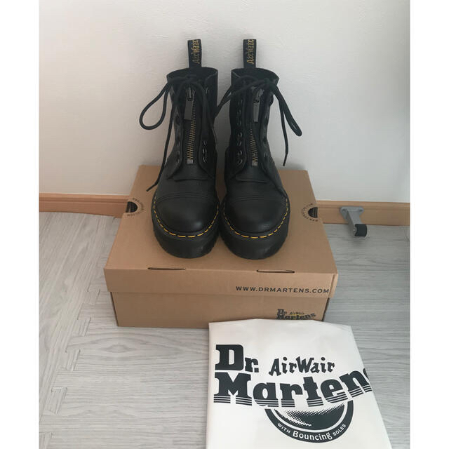 レディースDr.Martens AUNT SALLY SINCLAIR BLACK