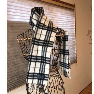 バーバリー(BURBERRY)の美品本物バーバリーBurberry高級カシミアチェック柄マフラー他3点(マフラー/ショール)