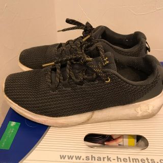 アンダーアーマー(UNDER ARMOUR)のアンダーアーマー　ランニング シューズ　26.5(シューズ)