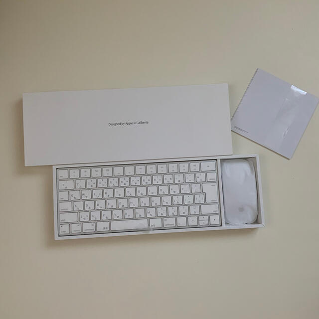 Mac (Apple)(マック)の「キム様専用」Apple iMacキーボード マジックマウス ケーブル付 スマホ/家電/カメラのPC/タブレット(PC周辺機器)の商品写真