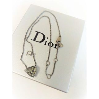 クリスチャンディオール(Christian Dior)のクリスチャンディオール　ハートブラックストーン付ロゴネックレス　No1052(ネックレス)