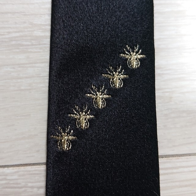 Dior homme ナロータイ(黒) bee刺繍(ゴールド) ネクタイ