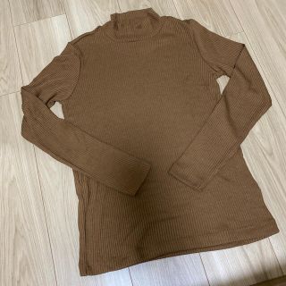 ユニクロ(UNIQLO)のUNIQLO リブハイネックトップス　きょーさん専用(カットソー(長袖/七分))