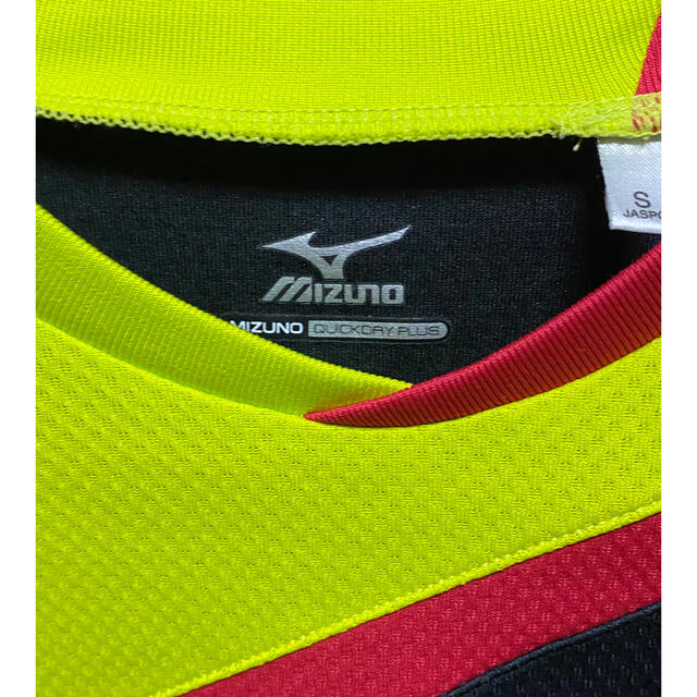 MIZUNO(ミズノ)のミズノ アンブロサッカーウェアセット スポーツ/アウトドアのサッカー/フットサル(ウェア)の商品写真