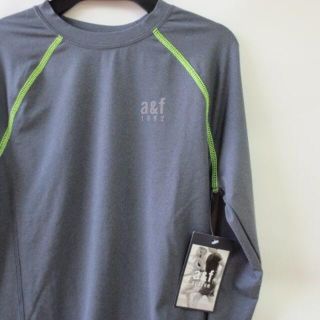 アバクロンビーアンドフィッチ(Abercrombie&Fitch)の希少　新品アバクロスポーツシャツ　ボーイズＸＬ　グレー(Tシャツ/カットソー(七分/長袖))