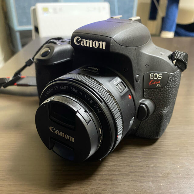 【お買い得！】 - Canon 値下げしました！Canon 単焦点レンズ 本体 x9i kiss EOS デジタル一眼