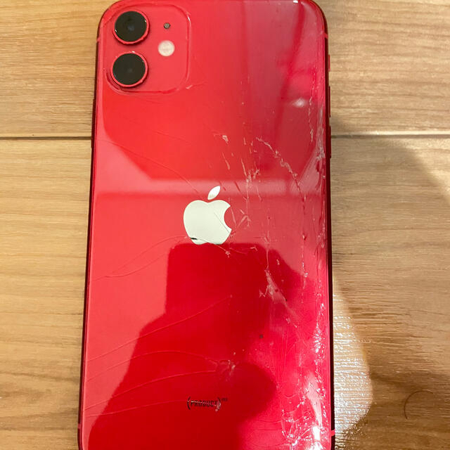 iPhone 11 (PRODUCT)RED 64 GB SIMフリー背面破損品 オープニング 大