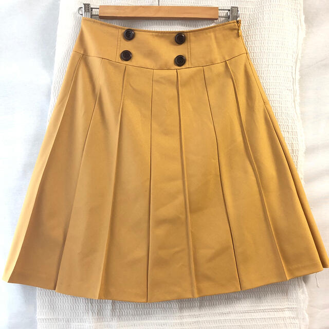 プリーツスカート　M size レディースのスカート(ひざ丈スカート)の商品写真