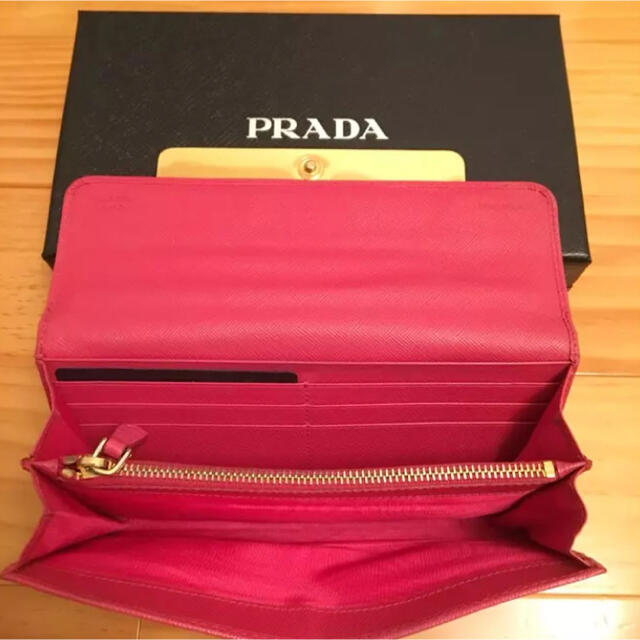 PRADA - PRADA ビジュー付きウォレット 2010SS サフィアーノの PRADA - PRADA ビジュー付きウォレット 2010SS サフィアーノの