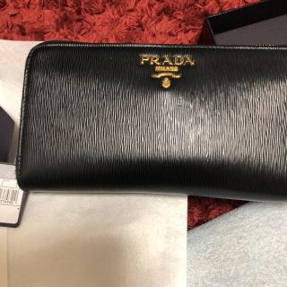 プラダ(PRADA)の専用出品プラダ(財布)