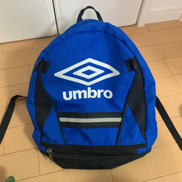 UMBRO(アンブロ)のアンブロ　リュック　☆ サッカー スポーツ/アウトドアのサッカー/フットサル(その他)の商品写真