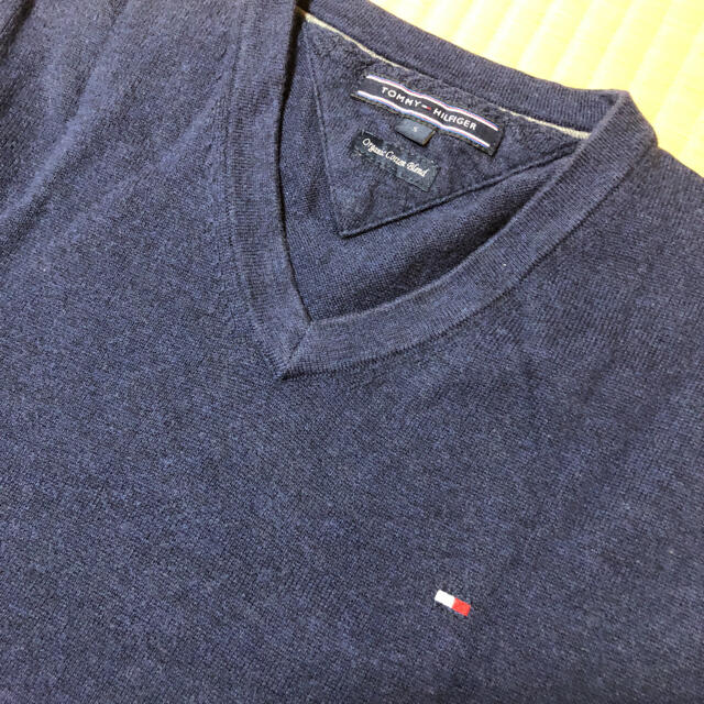 TOMMY HILFIGER(トミーヒルフィガー)の【美品】トミーヒルフィガー  Vネック　ニット メンズのトップス(ニット/セーター)の商品写真