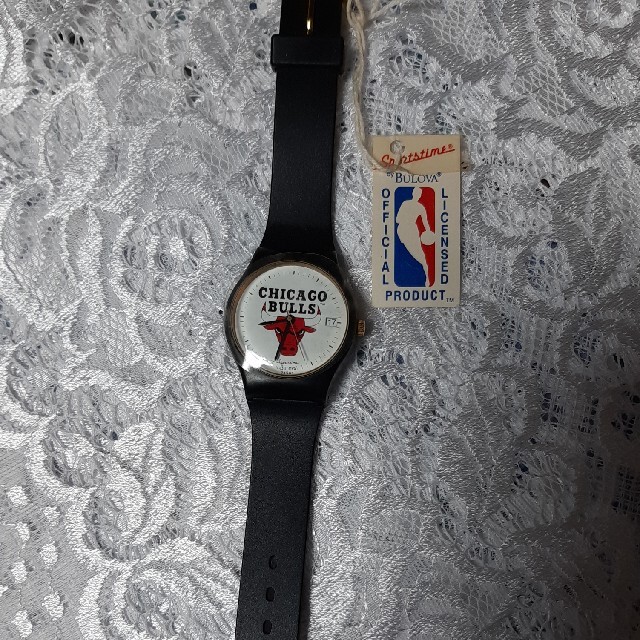 NBA公式ライセンス シカゴブルズ 時計 男女両用 クォーツ日付日本製