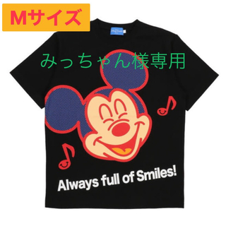 ディズニー(Disney)のみっちゃん様専用です！ミッキー スマイル Tシャツ M(Tシャツ(半袖/袖なし))