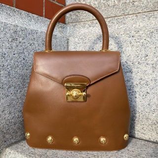 サルヴァトーレフェラガモ(Salvatore Ferragamo)のサルヴァトーレフェラガモ　バッグ(ハンドバッグ)