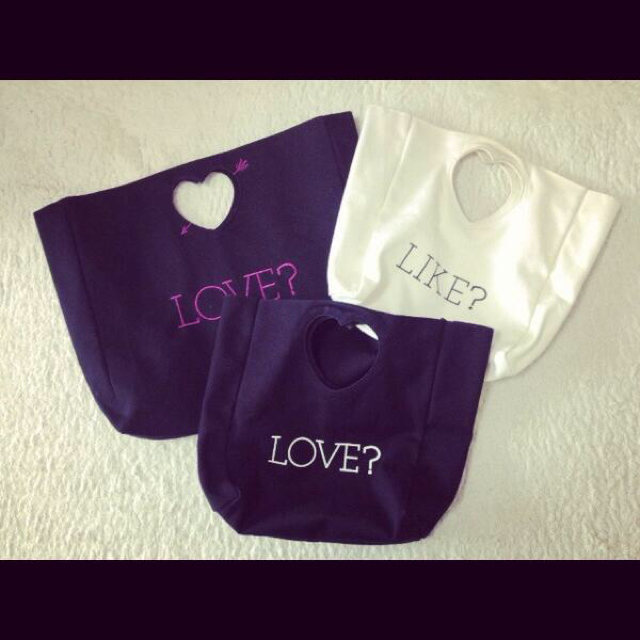 merry jenny(メリージェニー)のLOVE or LIKE Bag レディースのバッグ(ハンドバッグ)の商品写真