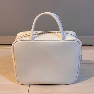 コムデギャルソン(COMME des GARCONS)の【最終値下げ】コムデギャルソン 青山バッグ（白/スクエア）(ハンドバッグ)