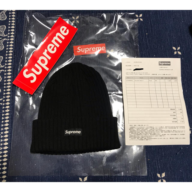 Supreme(シュプリーム)の新品正規品supremeニット帽シュプリーム メンズの帽子(ニット帽/ビーニー)の商品写真