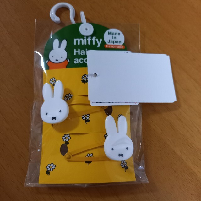 ミッフィー  アクセサリー ヘアー 飾り ヘアピン miffy キッズ/ベビー/マタニティのこども用ファッション小物(その他)の商品写真