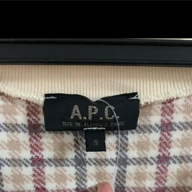 A.P.C(アーペーセー)の大人気 apc チェックトップス レディースのトップス(ニット/セーター)の商品写真