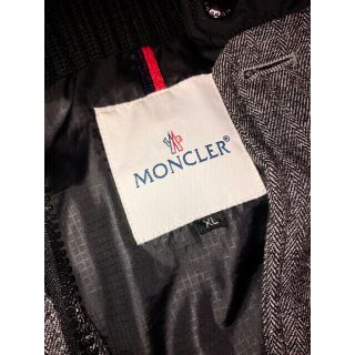 モンクレール(MONCLER)のダウンジャケット　グレー(ダウンジャケット)