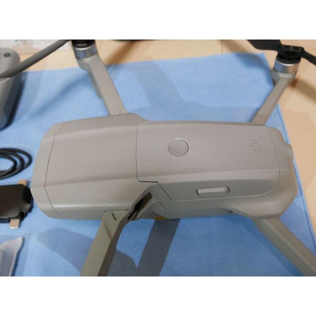 美品 DJI Mavic AIR2 Fly more combo 飛行時間17分 エンタメ/ホビーのおもちゃ/ぬいぐるみ(ホビーラジコン)の商品写真