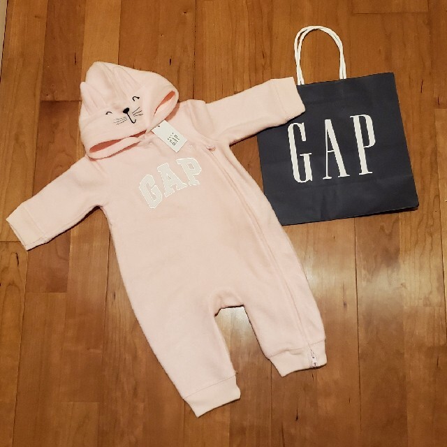 babyGAP(ベビーギャップ)の耳つきロンパース　カバーオール　フリース　70 キッズ/ベビー/マタニティのベビー服(~85cm)(カバーオール)の商品写真