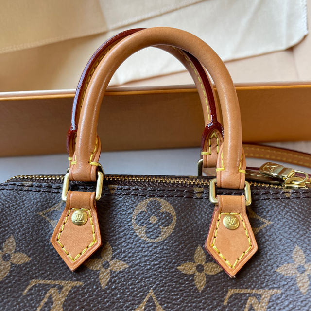 LOUIS VUITTON(ルイヴィトン)のルイヴィトン ナノスピーディー レディースのバッグ(ショルダーバッグ)の商品写真