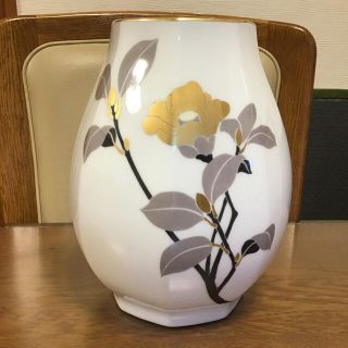 オオクラトウエン(大倉陶園)の『値下げ』　大倉陶器 花瓶(花瓶)