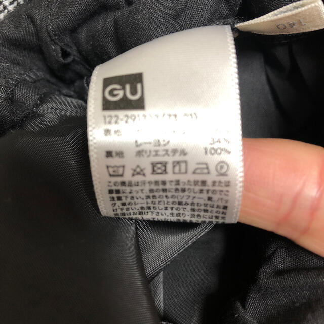 GU(ジーユー)のGU チェッククロプドパンツ　140 キッズ/ベビー/マタニティのキッズ服女の子用(90cm~)(パンツ/スパッツ)の商品写真