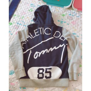 トミー(TOMMY)のトミー　パーカー　(パーカー)