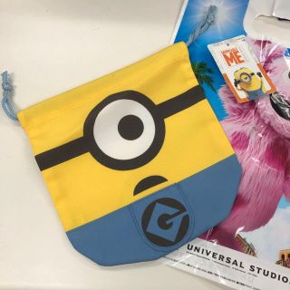 ミニオン(ミニオン)の新品 タグ付き ミニオン 巾着 袋 ユニバ USJ(キャラクターグッズ)