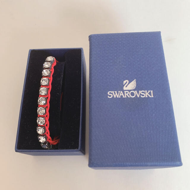 SWAROVSKI(スワロフスキー)のスワロフスキー　ブレスレット レディースのアクセサリー(ブレスレット/バングル)の商品写真