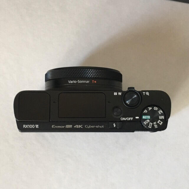 SONY(ソニー)のSONY Cyber−Shot RX100M6  スマホ/家電/カメラのカメラ(コンパクトデジタルカメラ)の商品写真