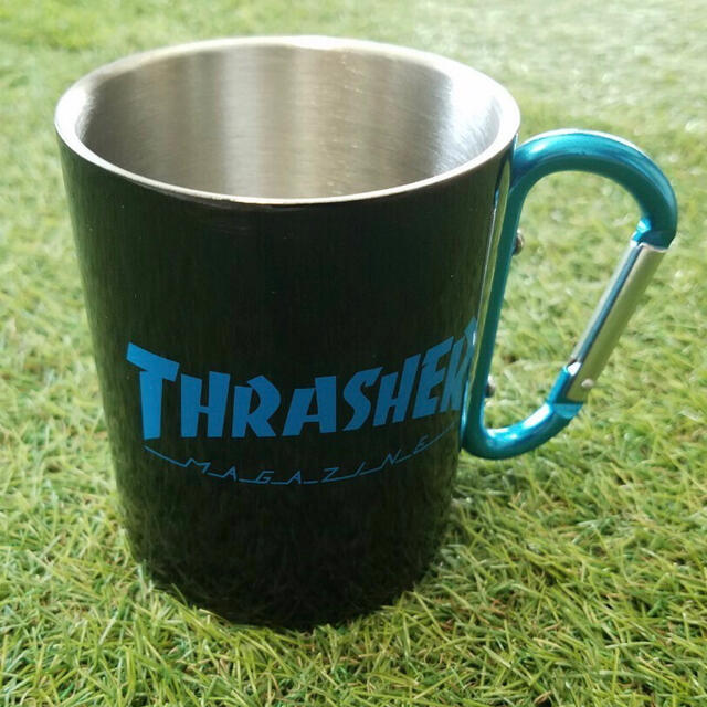 THRASHER(スラッシャー)のTHRASHER スラッシャー　アウトドア マグカップ　ブルー インテリア/住まい/日用品のキッチン/食器(グラス/カップ)の商品写真