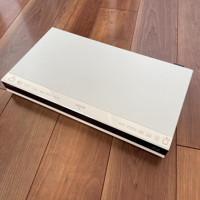 SHARP AQUOS ブルーレイ BD-W1800W SHARP AQUOS ブルーレイ BD-W1800W