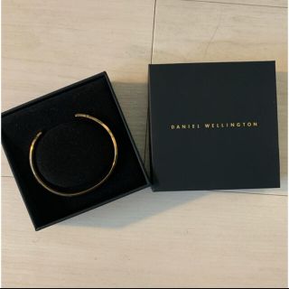 ダニエルウェリントン(Daniel Wellington)のダニエルウェリントン　バングル (ブレスレット)