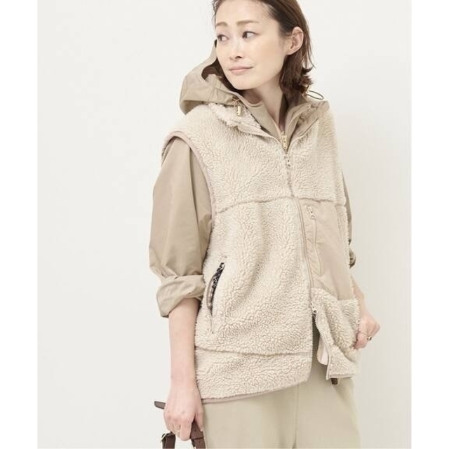 新製品の通販 Deuxieme Classe ボアベスト ベスト/ジレ