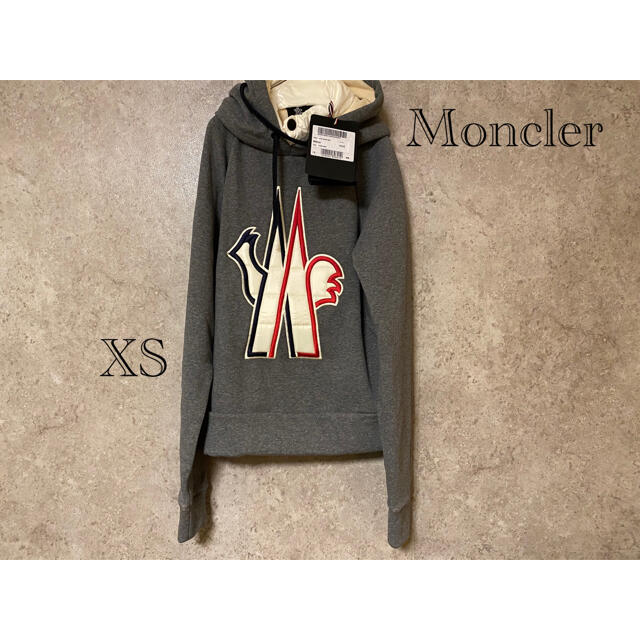 新品 moncler パーカー グレー XS モンクレ ダウン ロゴ 【気質アップ
