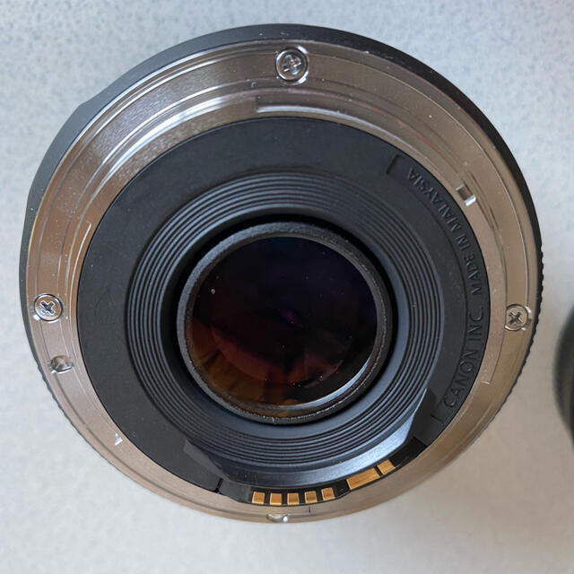 Canon EFレンズ　50mm 1:1.8 STM 2