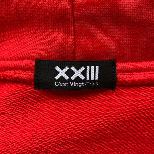 XXlllのセヴァントゥアCセヴァントゥア C'est Vingt-Trois ジップパーカー 赤 XL