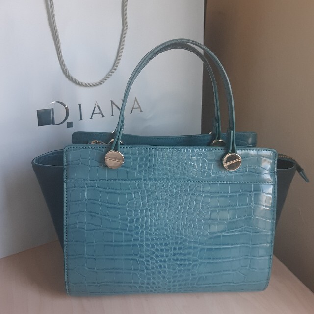 DIANA(ダイアナ)のダイアナ　バッグ　クロコ レディースのバッグ(ハンドバッグ)の商品写真