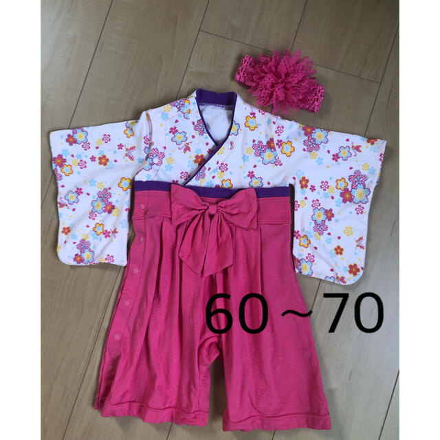 袴風ロンパース　花飾り付き キッズ/ベビー/マタニティのベビー服(~85cm)(和服/着物)の商品写真